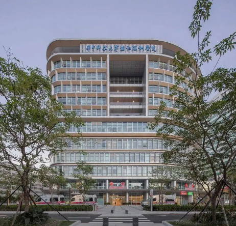 深圳市第六人民医院口腔科医生介绍，刘学\丁江峰\章立群广受好评