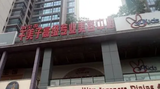 南宁千美子整形美容诊所隆胸多少钱？案例有吗?平胸女孩收藏起来