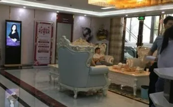 珠海金湾缪斯曼医疗美容门诊部隆胸怎么样？胸部做的自然又好看！