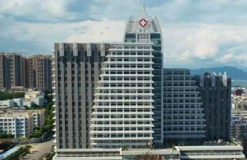 大理附属医院美容科靠谱吗？吸脂案例口碑+收费标准