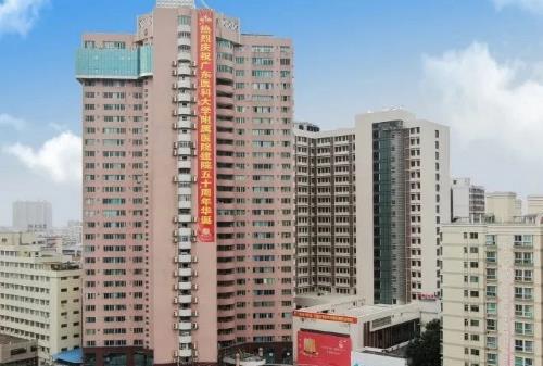 广东医科大学附属医院隆胸真人术后恢复记录&医生简介