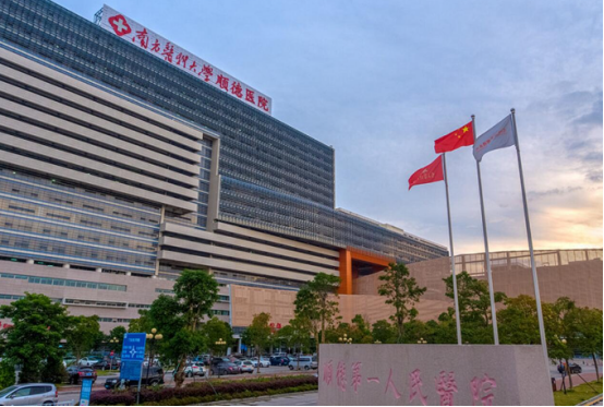 南方医科大学顺德医院口腔科医生哪些好？满分推荐这几位