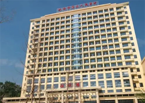 珠海市第三人民医院皮肤美容科做鼻子哪个医生好？案例反馈+价格明细一览