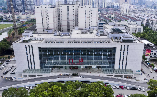 怀化市第一人民医院怎么样？隆鼻价格贵不贵