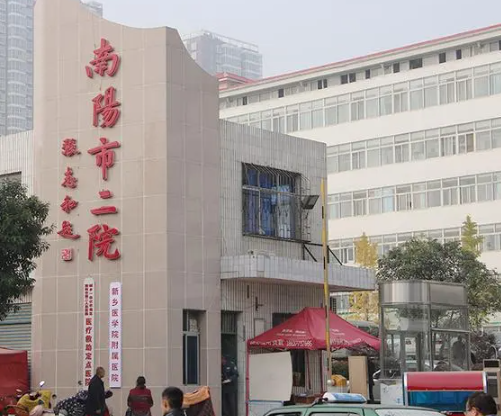 南阳市第二人民医院整形科，假体隆胸手术对比