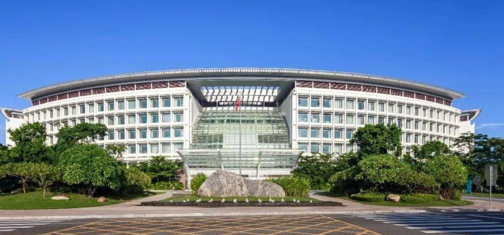 解放军总医院海南医院烧伤整形科医生介绍介绍，以及双眼皮案例分享