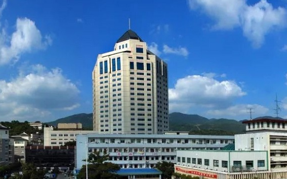 台州医院整形美容中心好吗，脸上斑点祛除案例分享