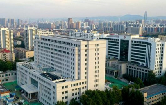 济南市第四人民医院烧伤整形外科医院地址|做隆鼻手术多久恢复自然?