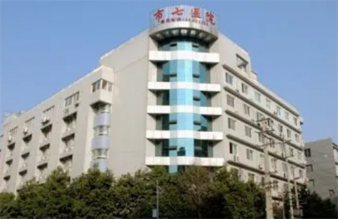 如东县人民医院整形外科面部提拉除皱案例分享，前后对比图参考