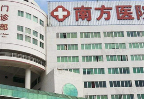 南方医院整形美容科肋软骨隆鼻怎么样？专家分享恢复照片