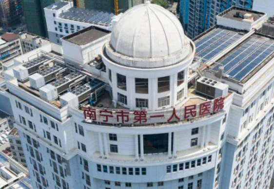 南宁市第一人民医院整形美容外科隆胸真实案例图分享，专业医生来守护你的美丽