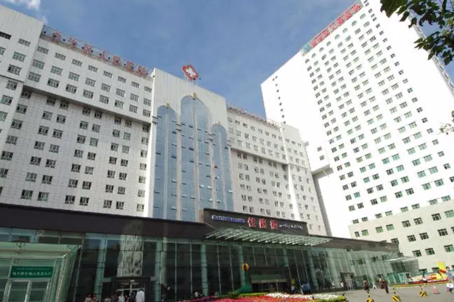 新疆维吾尔自治区第三人民医院整形科好吗，隆鼻案例分享