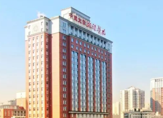 中南大学湘雅医学院附属株洲医院烧伤整形科正规吗？医院信息+技术优势查看！