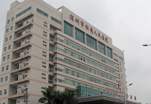 深圳市宝安区人民医院整形科，膨体隆鼻一个月后