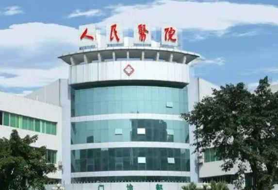 丰都县人民医院整形科靠谱吗？隆胸案例资料分析