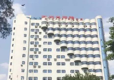 攀钢集团总医院烧伤科贵吗？看口碑项目、医生性价比不错！