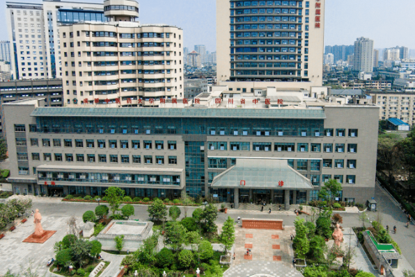 成都中医药大学附属医院医学美容科医疗团队怎么样？各整形医生都有推荐！