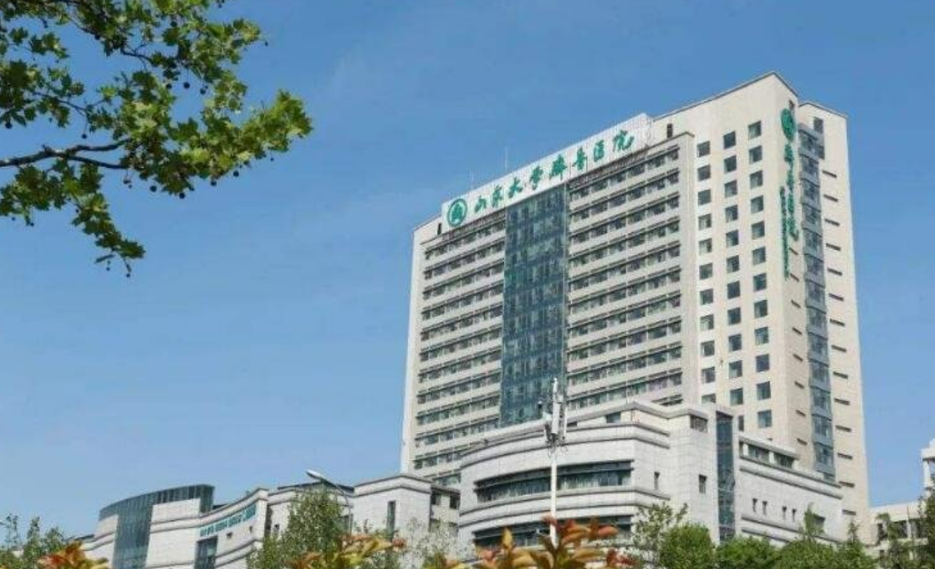 年青岛山大医院整形科周末休息吗? 隆胸案例分享|附整形问答