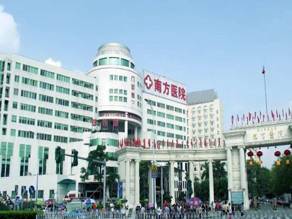 广州胸部整形医院排行榜重磅发布,五家专业医院大种草