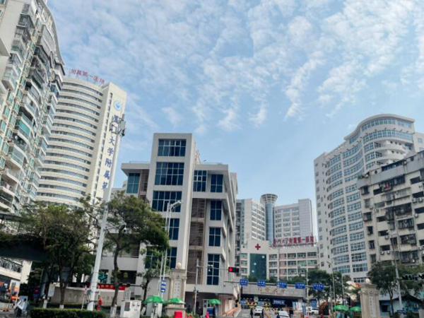 厦门隆胸医院哪家比较好？上榜5家人气口碑医院综合实力来袭