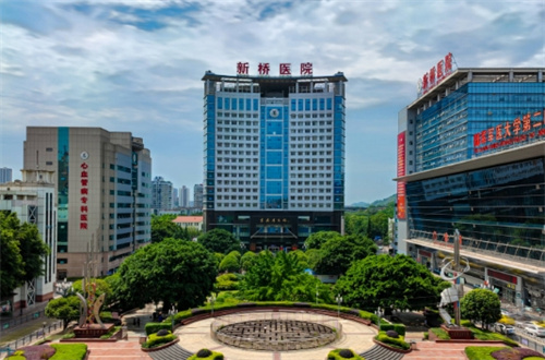 重庆新桥医院地址在哪里，隆鼻技术在线