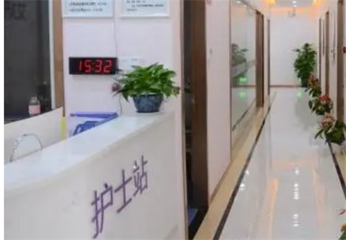 深圳悦她美容门诊口碑如何？特色项目公开+面部脂肪填充案例