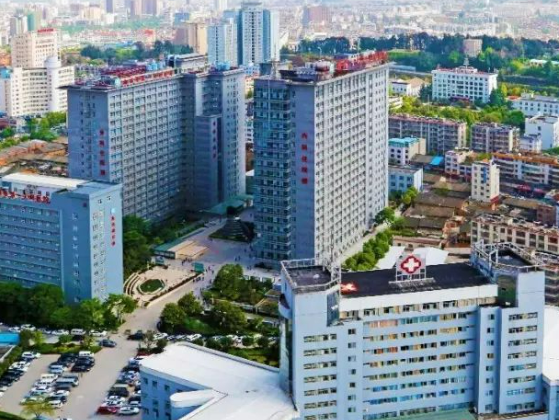 曲靖市第一人民医院口腔科正畸手术费用多少钱？专家介绍/案例