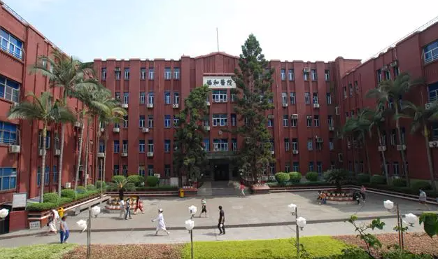 福建协和医院整形外科怎么样？打造魅力双眼皮