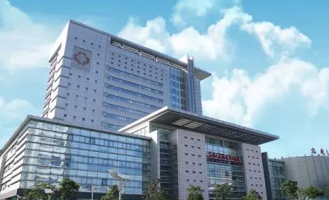 苏州附二院整形美容科陈奇怎么样？光子嫩肤技术在线