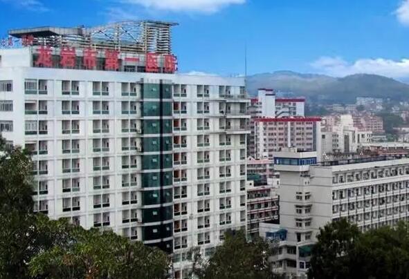 龙岩市第一医院双眼皮多少钱？案例分享