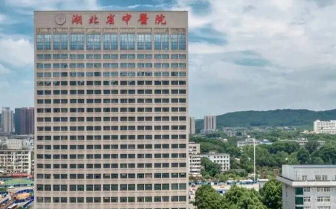 湖北中医院口腔科正规吗？做矫正如何？