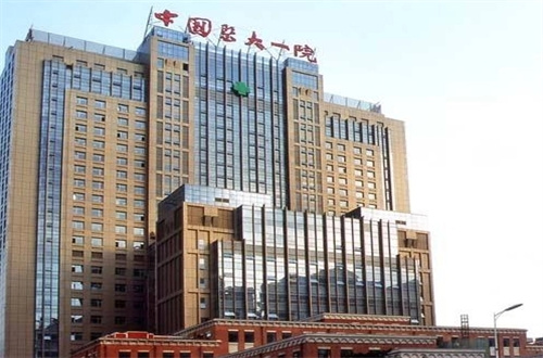 中国医大一院可以隆胸吗？就诊去哪？