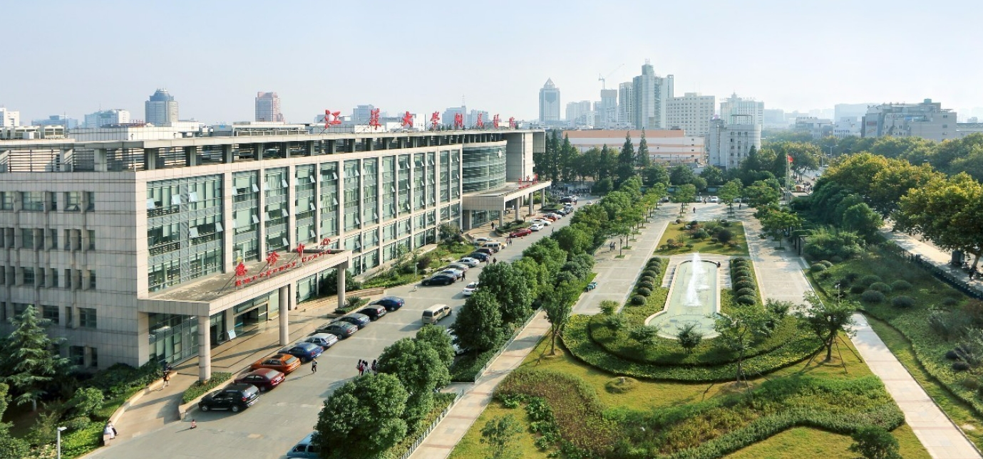 江苏大学附属医院烧伤整形外科做定点双眼皮效果如何？医院介绍_定点双眼皮案例问答