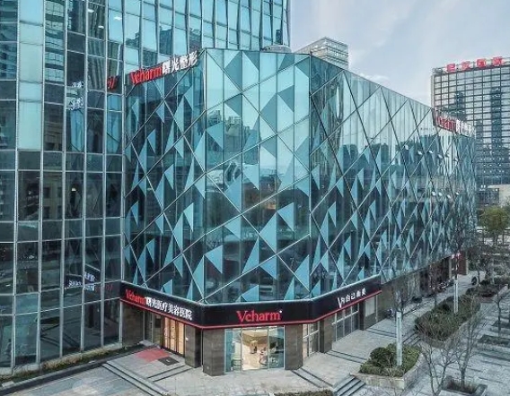 嘉兴曼托隆胸要多少钱?严选整形医院发布,速来！