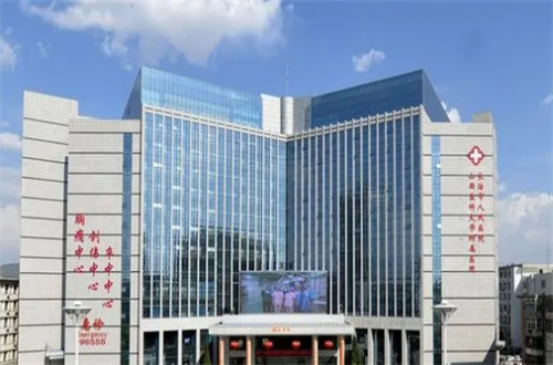 长治市人民医院眼袋手术费用？一览详情