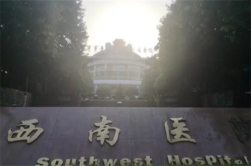 重庆西南医院吸脂比较好的医生是谁？看蜕变过程