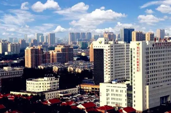 潍坊市附属医院.png