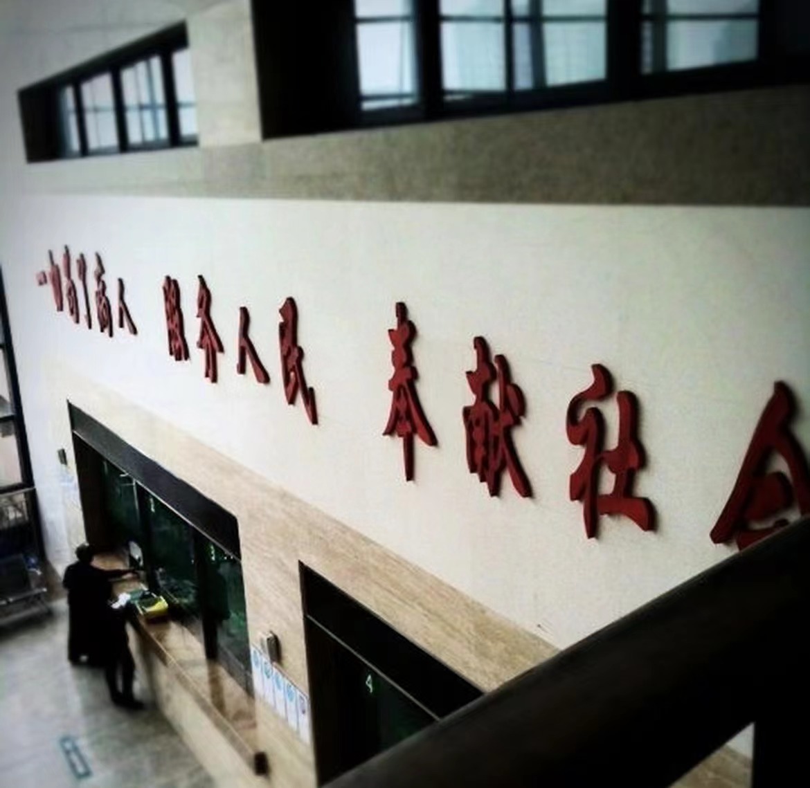 上海南汇区中心医院整形外科正规吗？附案例供参考+相关信息