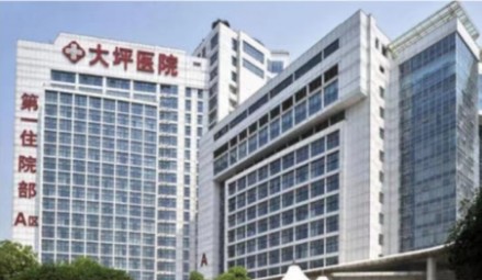 重庆大坪爱成眼科医院口碑怎么样？飞秒近视手术真实案例分享