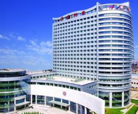宁夏医科大学总医院整形外科怎么样？隆胸技术真人案例和价格表一览！