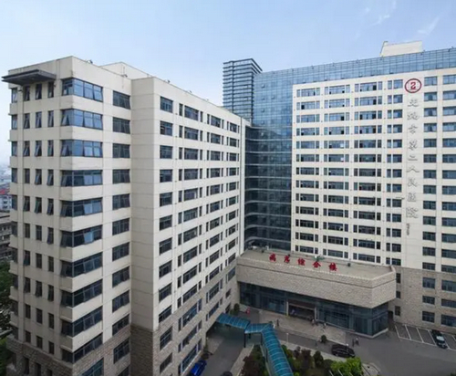 无锡市第二人民医院整形美容科隆鼻修复+不对称双眼皮矫正技术如何？让你提升自信