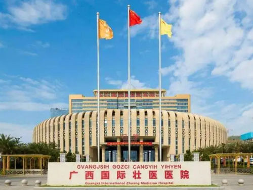 南宁整形医院隆胸科好吗？医生名单大公开，实现你的变美梦想!