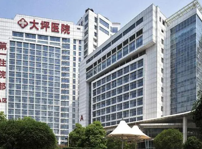 重庆大坪医院整形美容科价格表更新，医生技术&隆胸案例值得一看