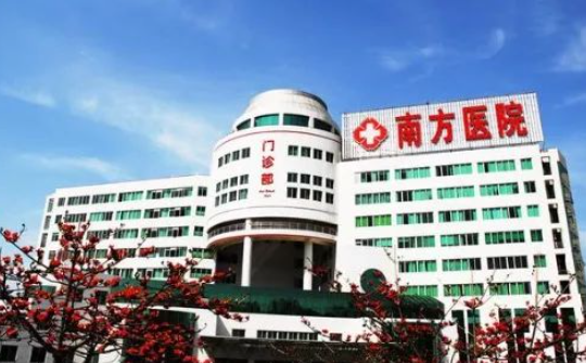 京溪南方医院整形美容科隆胸怎么样？丰胸术后效果反馈+医院情况