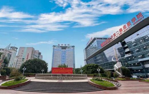 陆军军医大学第二附属医院整形美容科口碑好不好？2024年价格表公布！面部吸脂反馈