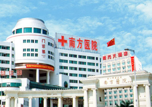 南方医科大学南方医院整形美容外科案例展示，坐诊医院超详细了解