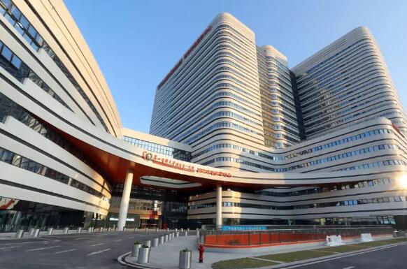 广州医科大学附属第一医院整形外科好不好？医生实力公开，真实案例分享