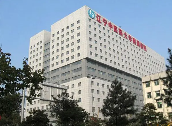 辽宁中医药大学附属医院医学美容科电话多少?隆胸案例体验过程分享