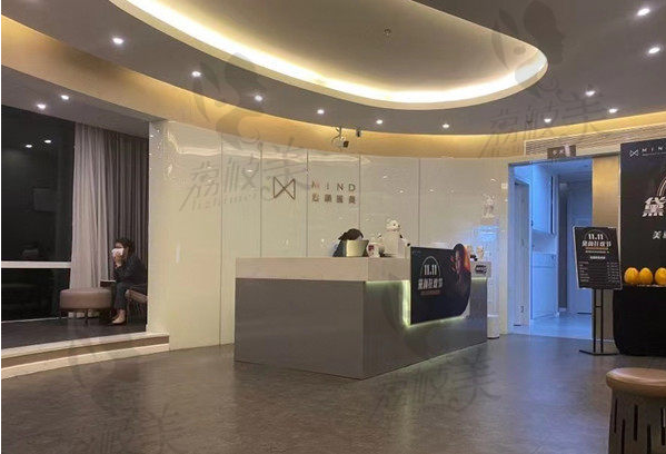 深圳黛颜医疗美容医院电话号码多少? 技术可靠+吸脂案例