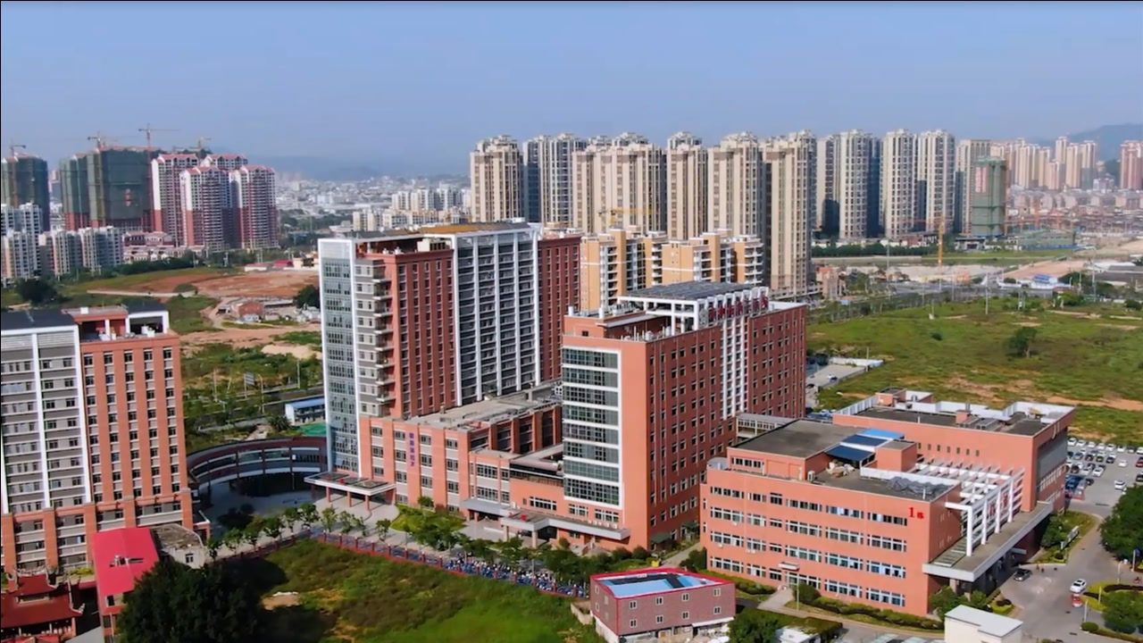 漳州市三医院整形科收费表，整形专业医生推荐